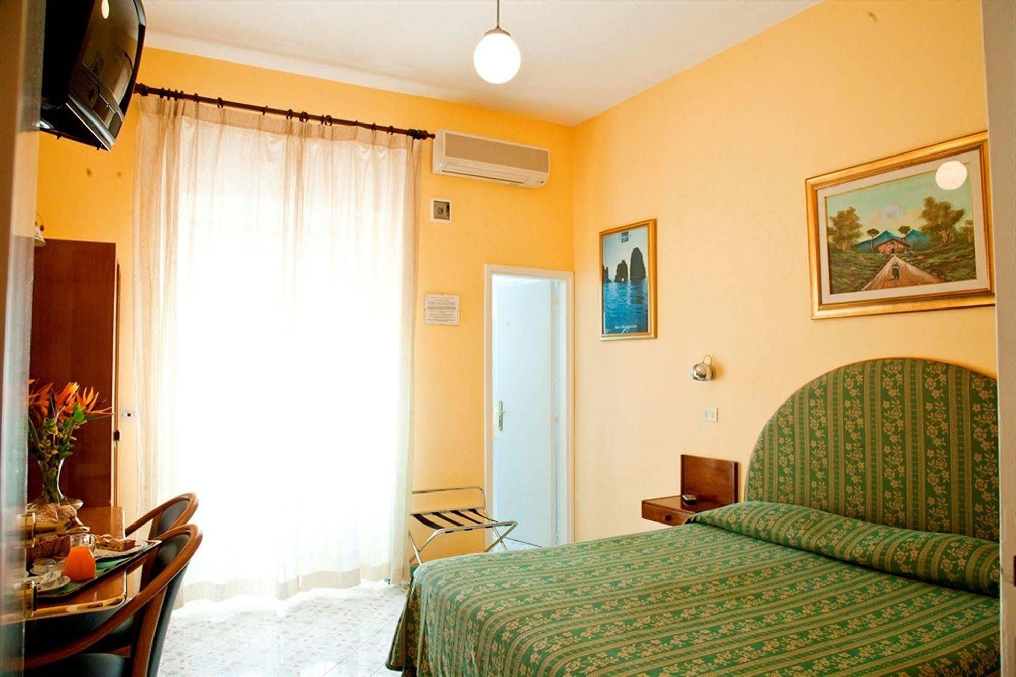 Hotel Carmencita Anacapri (Isola di Capri) Quarto foto