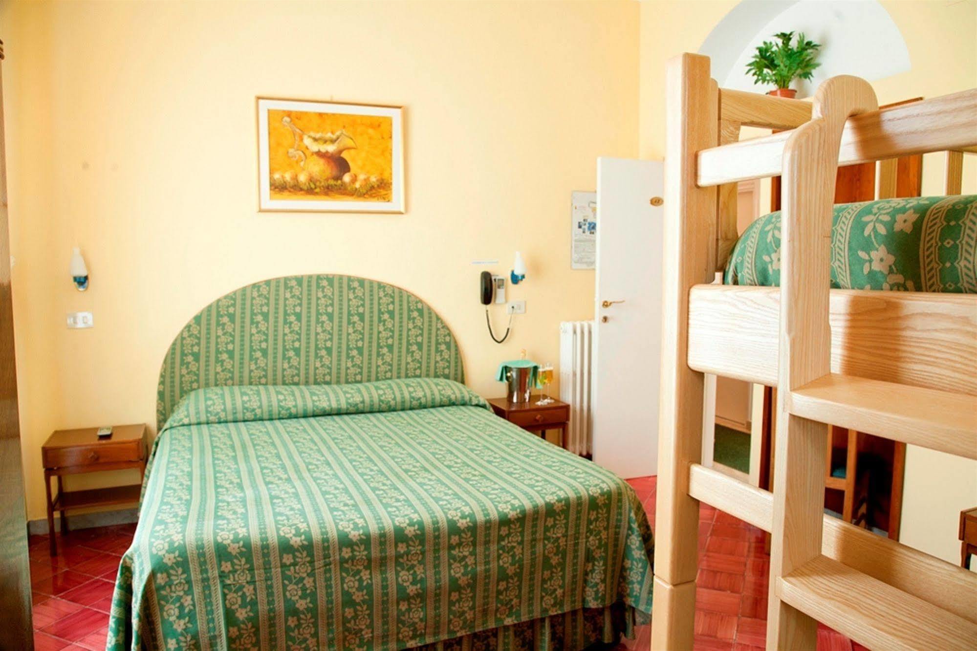 Hotel Carmencita Anacapri (Isola di Capri) Quarto foto